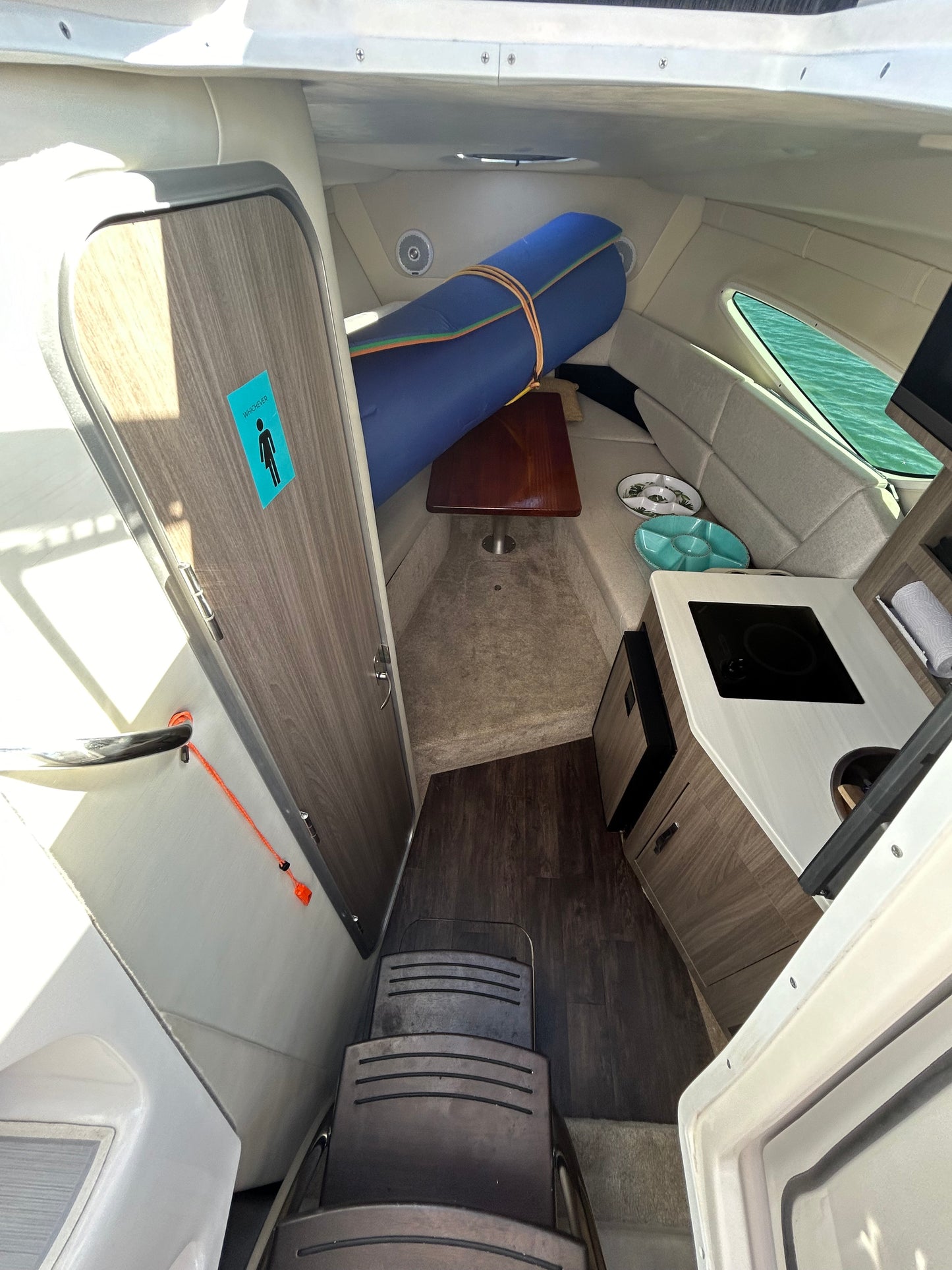 30' Regal 4-6 hours(6 passengers max)