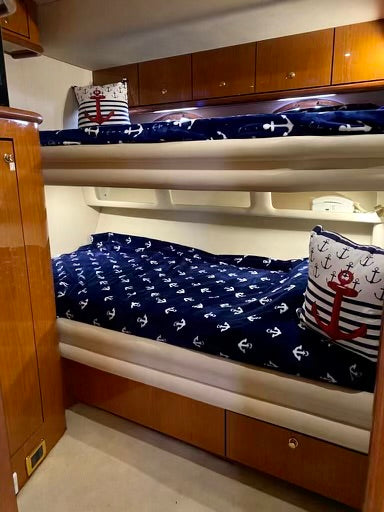 51' SeaRay (12 passengers max)