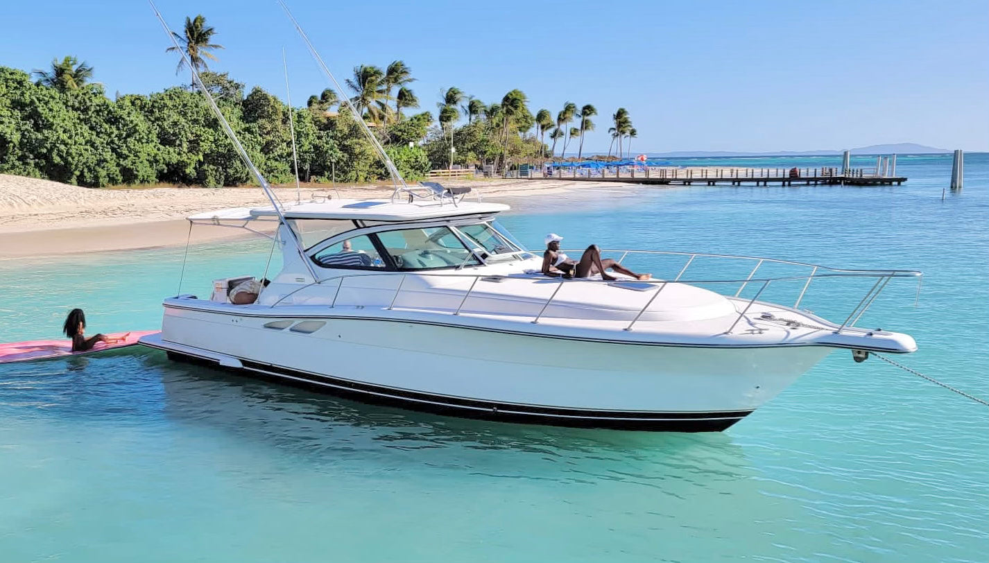 40' Tiara (10 passengers max)