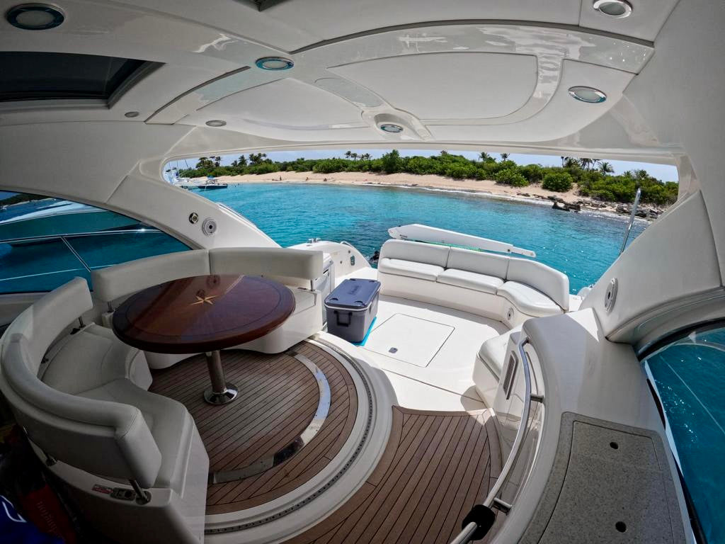 55' SeaRay (12 passengers max)