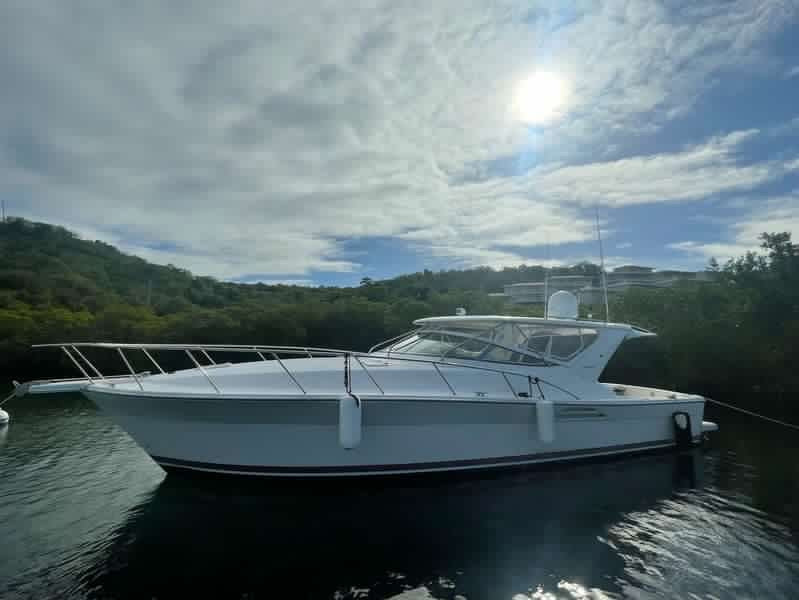 40' Rivera 4-6 hrs (12 passengers max)