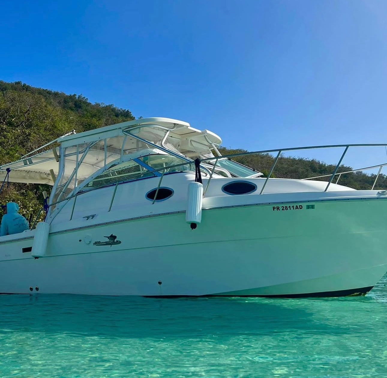 30' Wellcraft 4-6 hours (6-8 passengers max)