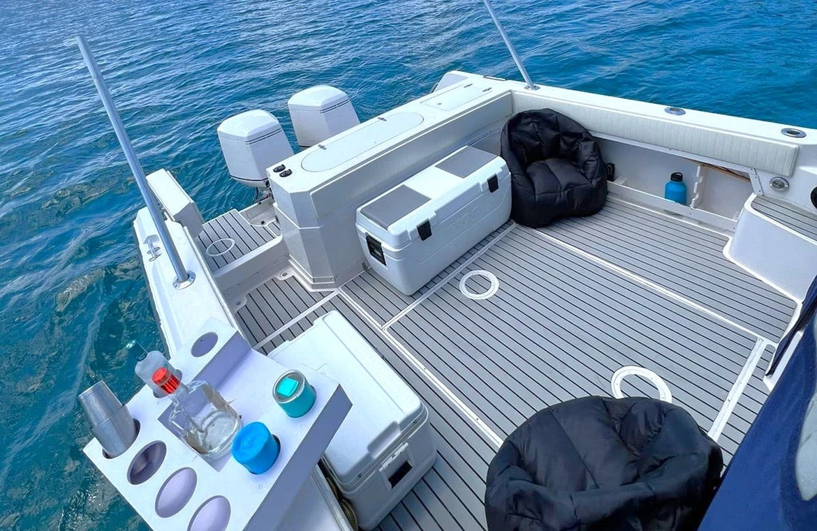 30' Grady White (6 passengers max)