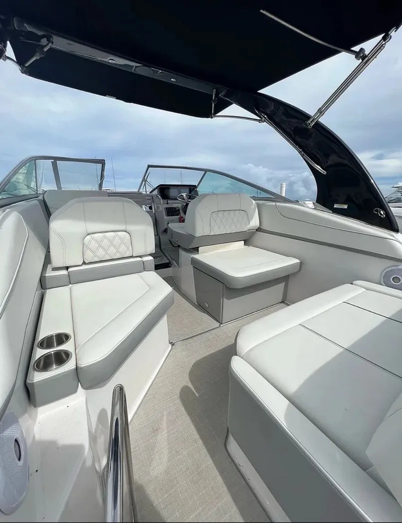30' Regal 4-6 hours(6 passengers max)