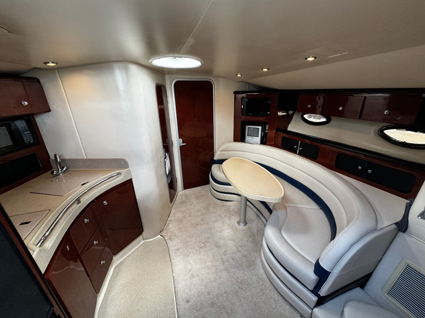 40' Wellcraft (10 passengers max)
