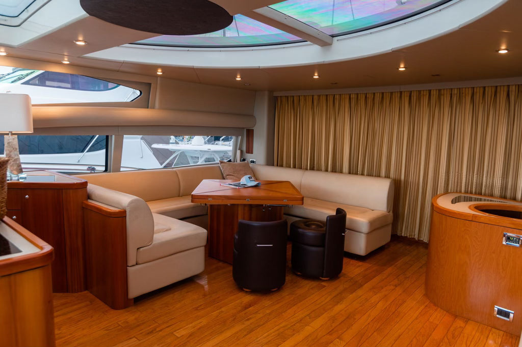 82' Sunseeker Yacht Charter (12 passengers max)