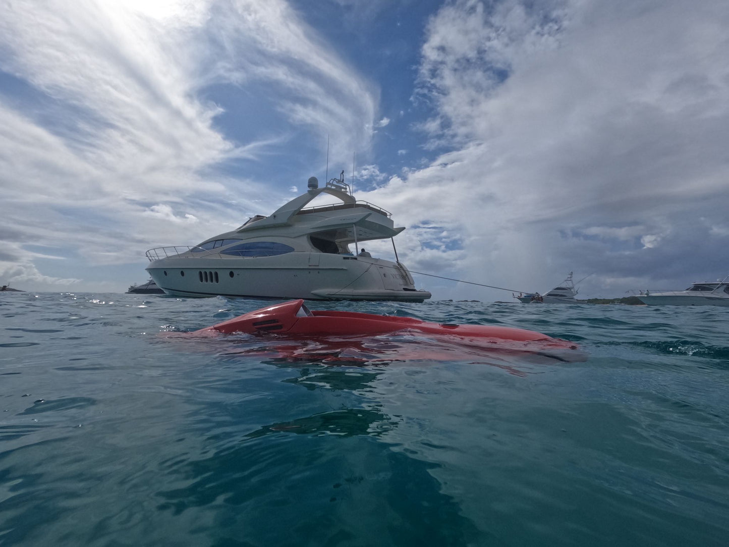 68' Azimut (12 passengers max)