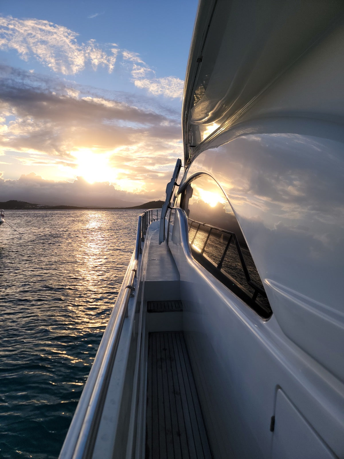 70' Ferretti (12 passengers max)