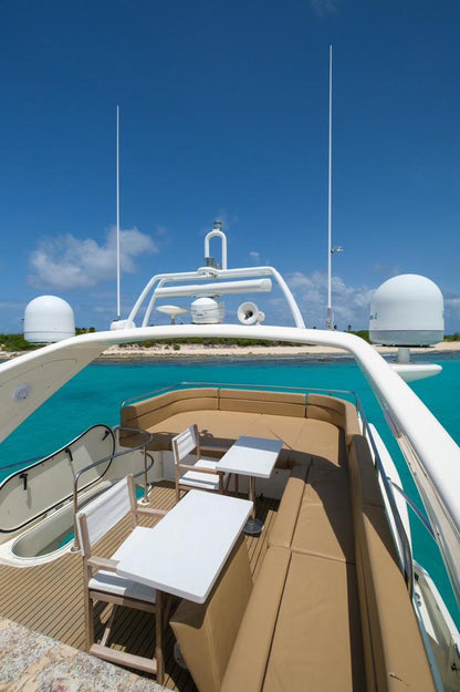 68' Azimut Yacht Charter