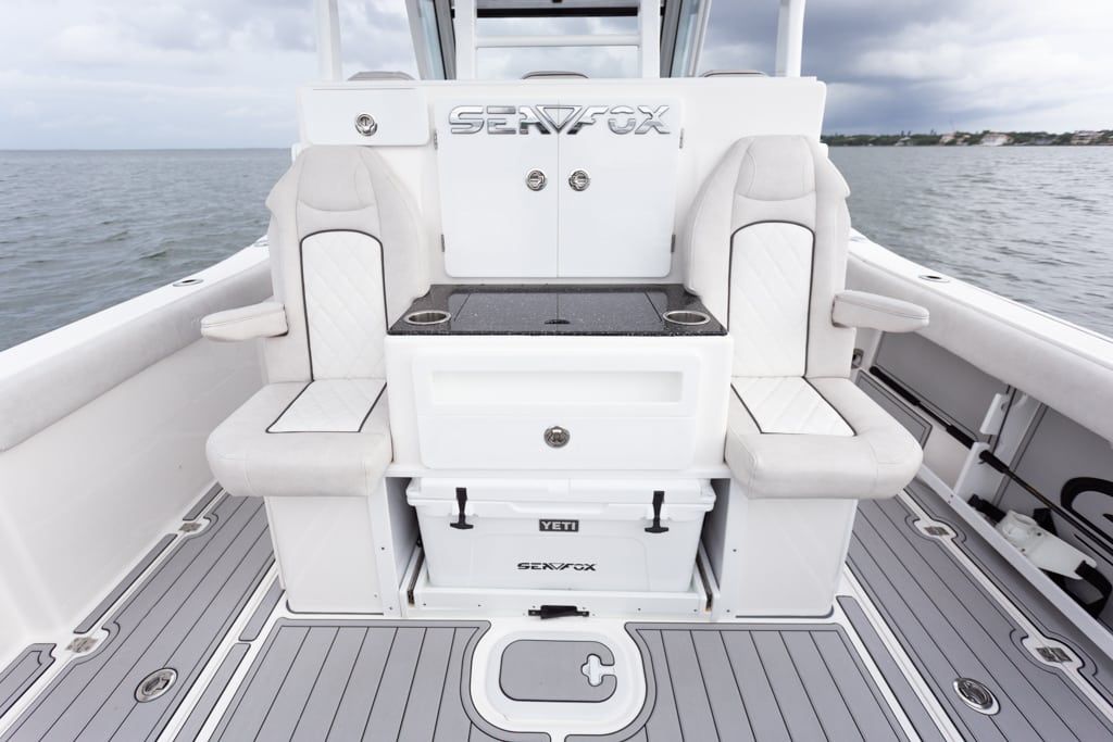 36' Seafox Boat Charter