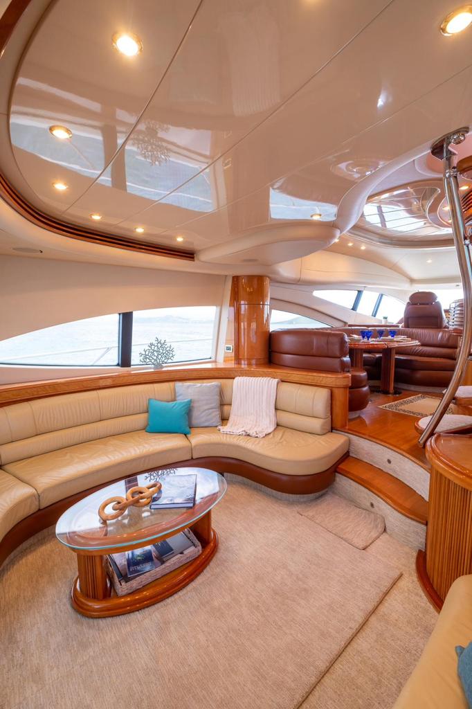 68' Azimut Yacht Charter