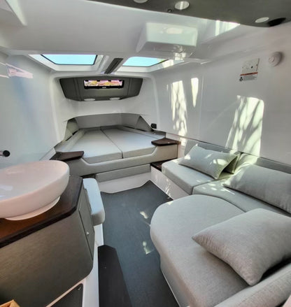 38' Axopar (12 passengers max)