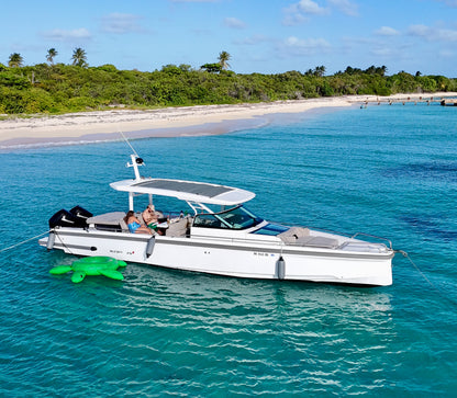 38' Axopar (12 passengers max)