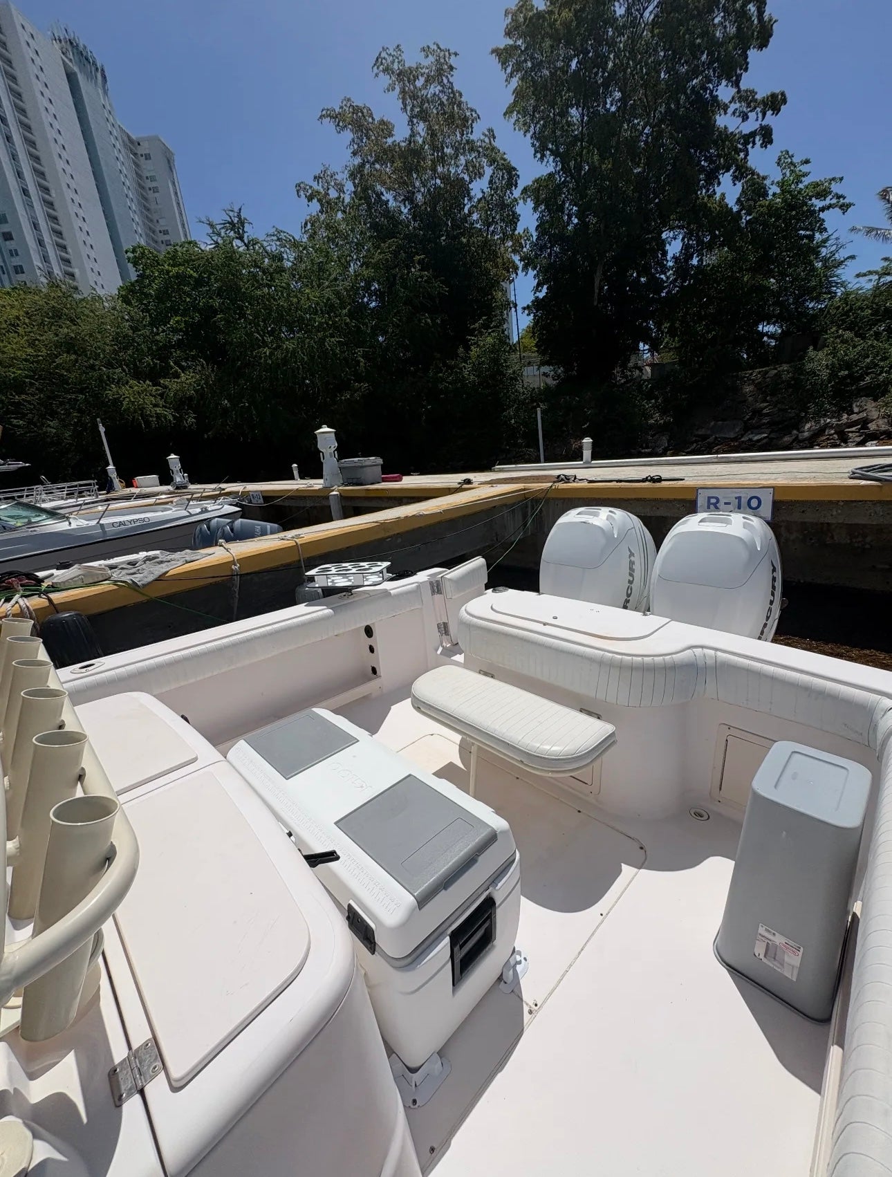33' Grady White 4-7 hours (10 passengers max)