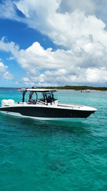 33' Scarab (10 passengers max)