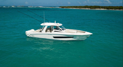 42' Boston Whaler Boat Charter