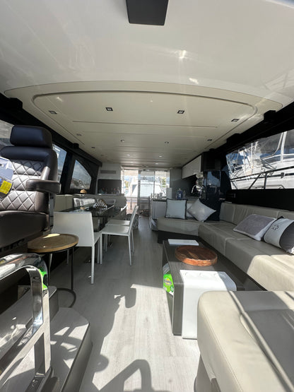 66' Schaffer (12 passengers max)