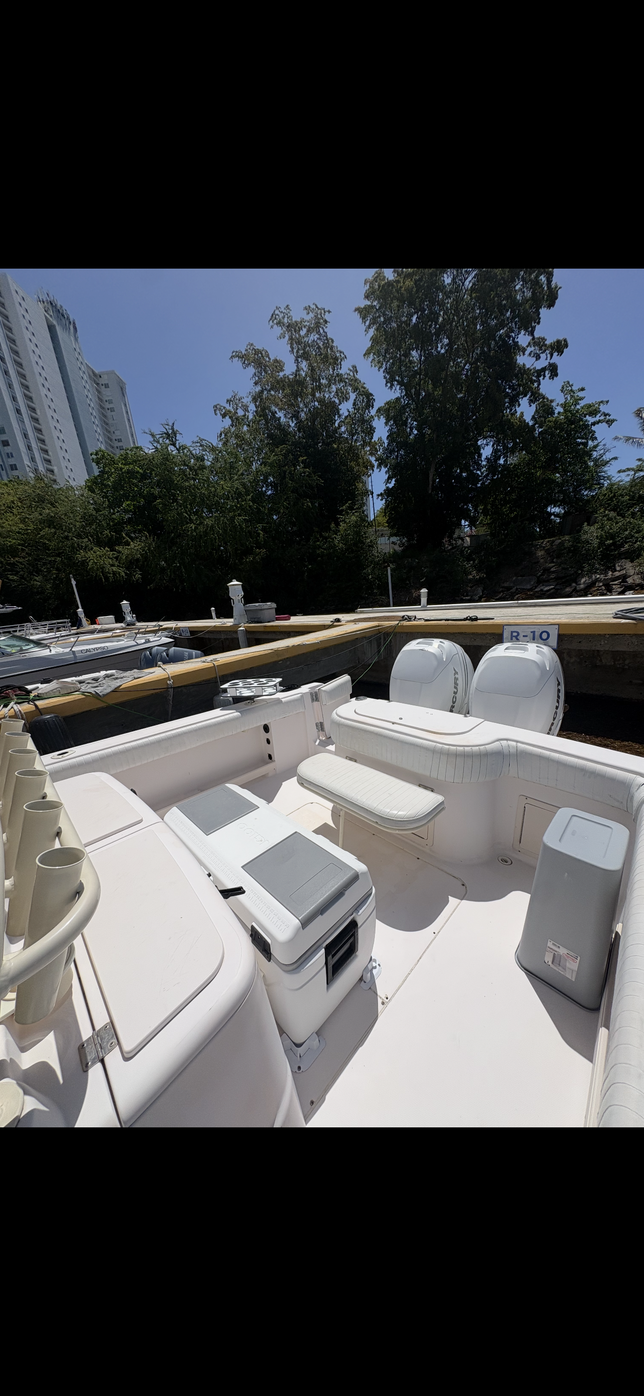 33' Grady White 4-7 hours (10 passengers max)