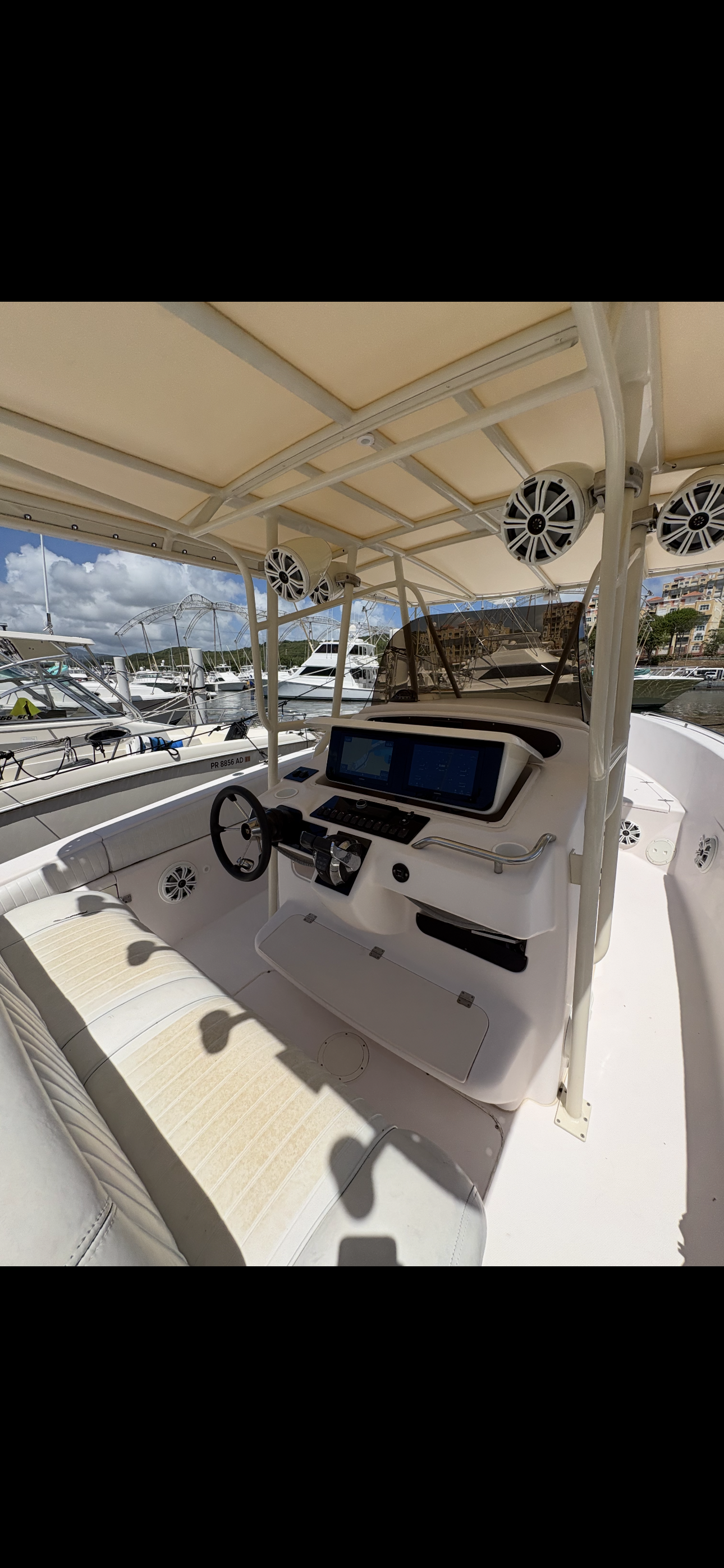 33' Grady White 4-7 hours (10 passengers max)
