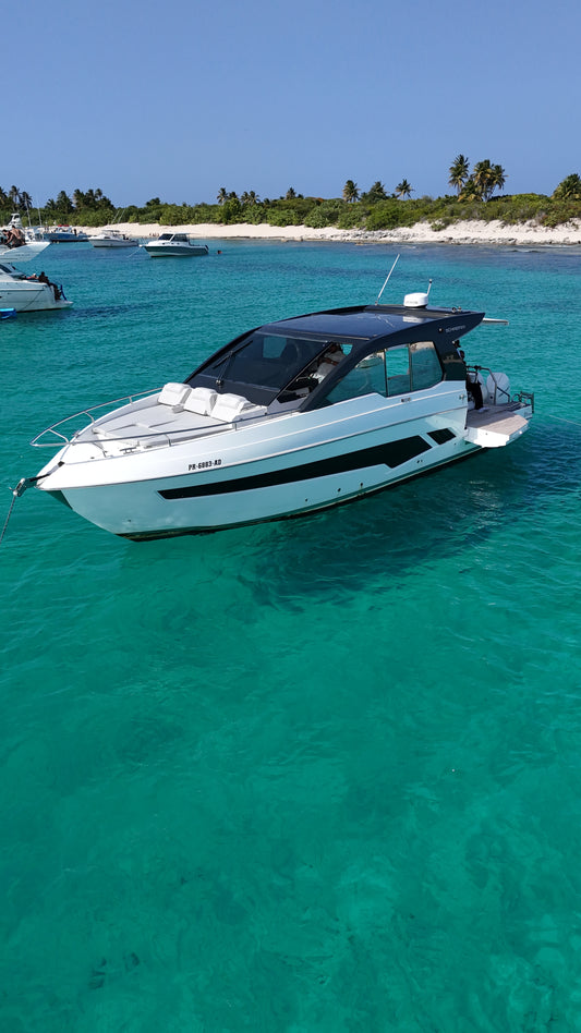 40' Schaffer (10 passengers max)