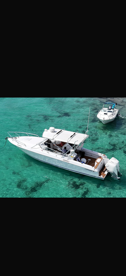 38' Contender (12 passengers max)
