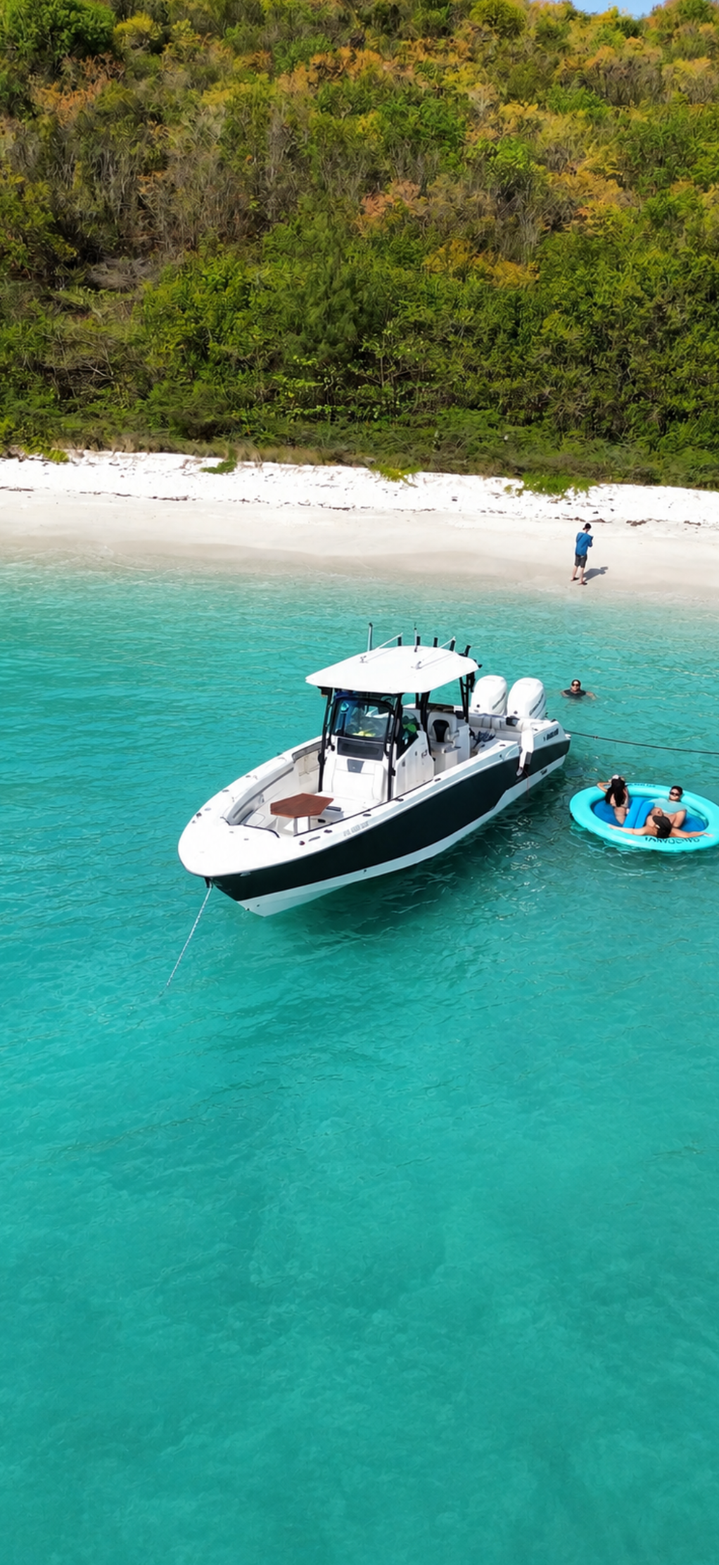 33' Scarab (10 passengers max)